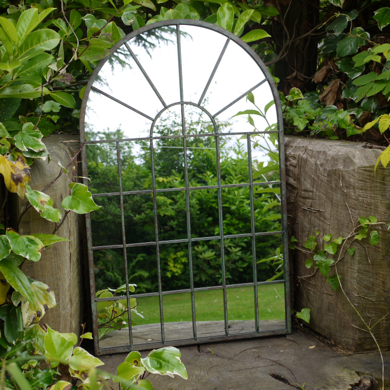 Mirrors & Garden Decor