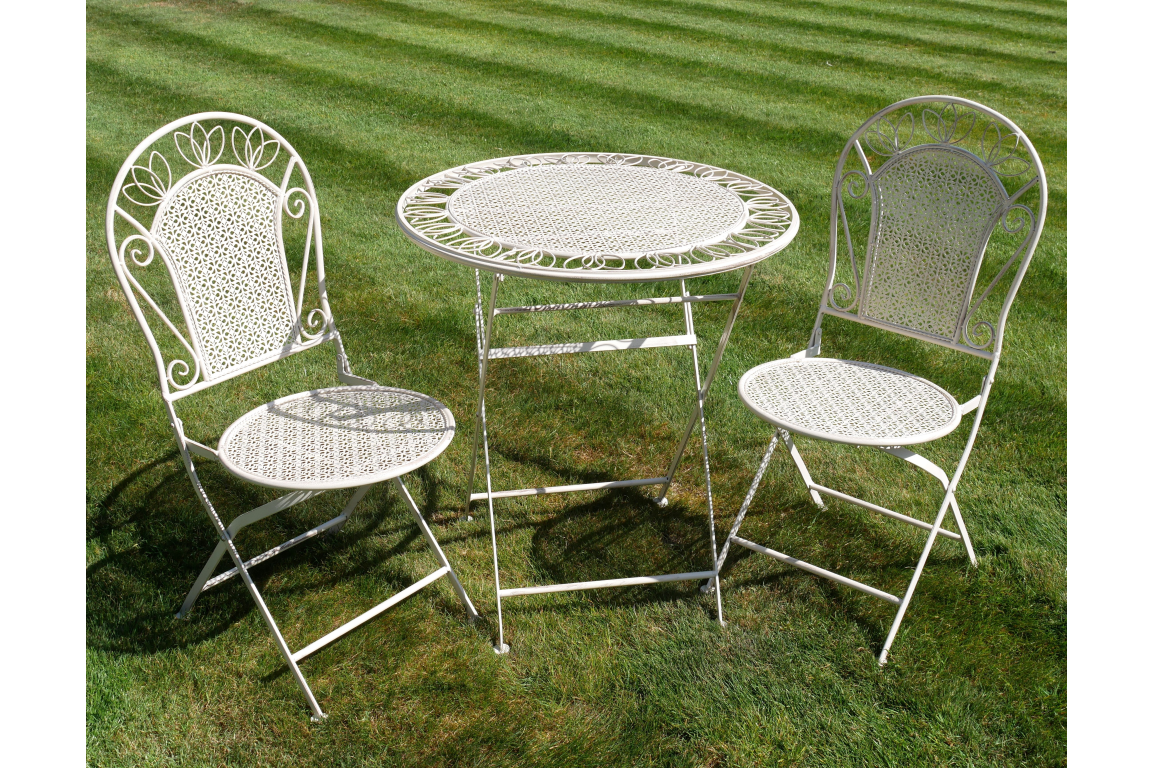 HAZELMERE TEA FOR 2 PATIO SET