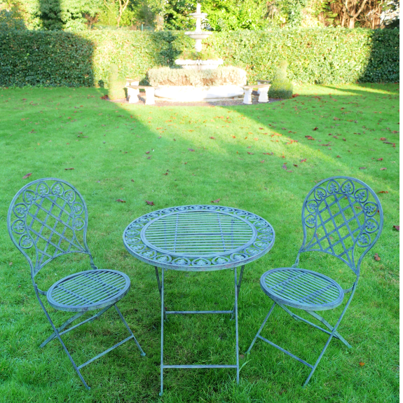 CHATSWORTH PATIO SET