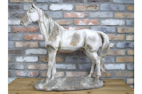 COUNTRY HORSE