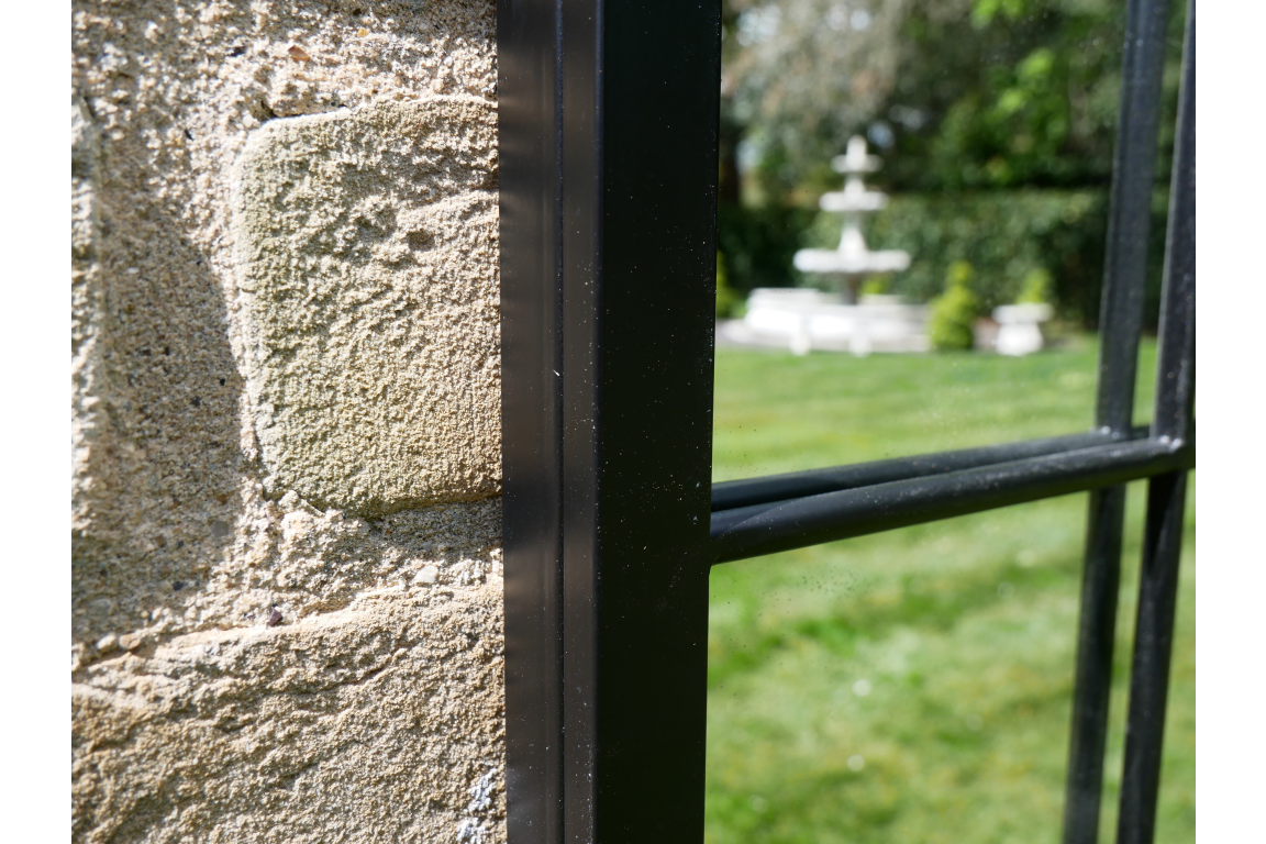 BLACK METAL FRAME, FLORAL CENTRE, GARDEN MIRROR